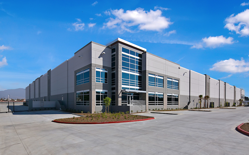 ie_1589_East_9th_Street-Pomona.jpg