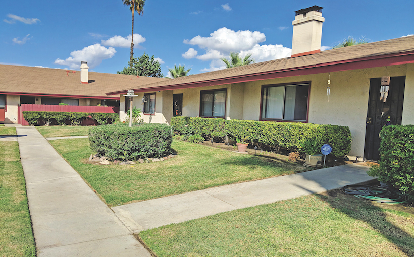 ie_Las-Casitas-Apartments_riverside.jpg
