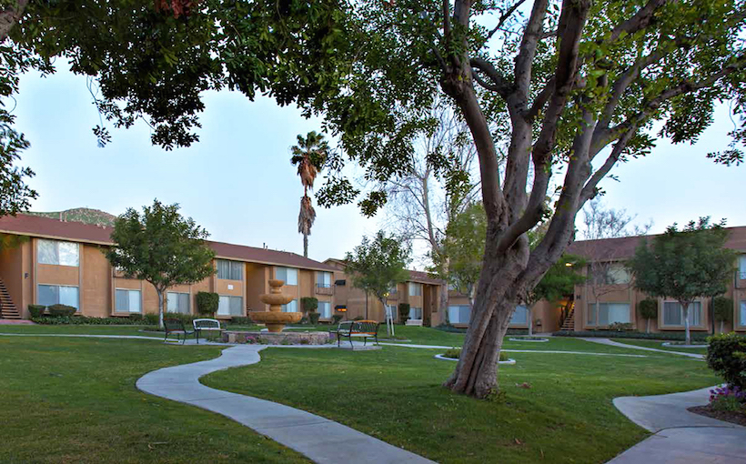 ie_grandterrace_fountain.jpg