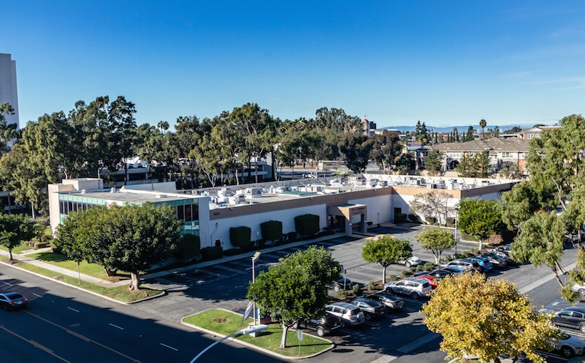 la-Meridian_mob-Torrance.jpg