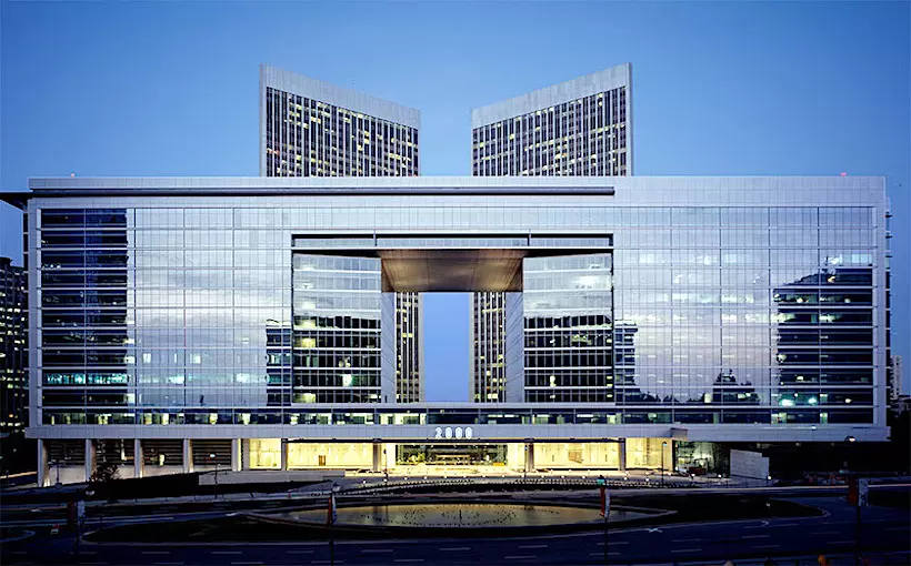 la_2000_ave_stars_century_city.jpg