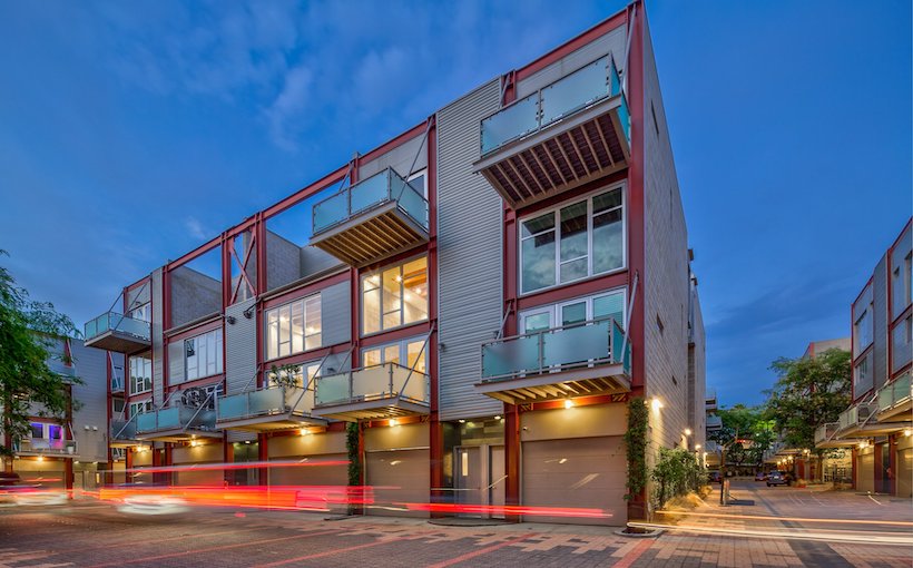 la_3450-Cahuenga-Exterior.jpg