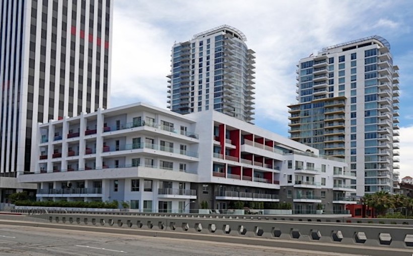 la_442_residences_long_beach.jpg