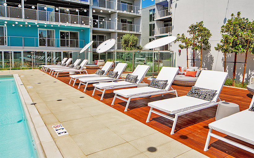 la_Prizma-pool-deck_hollywood.jpg