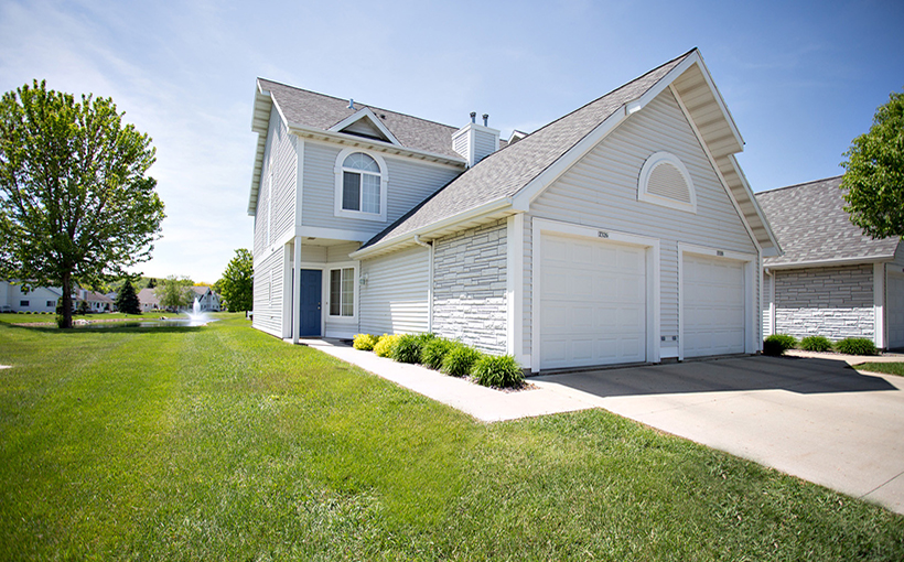 mw_2450crystalbaycourtsw_rochesterMN.jpg