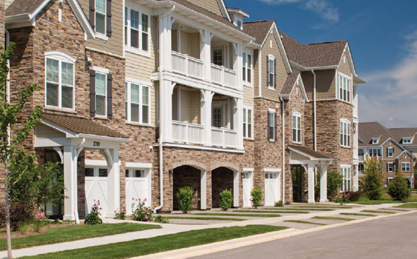 mw_2703showplacedr_napervilleIL.jpg