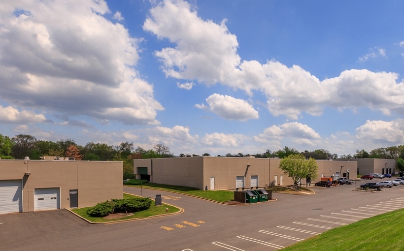 ny_Monmouth-Shores-Exterior.jpg