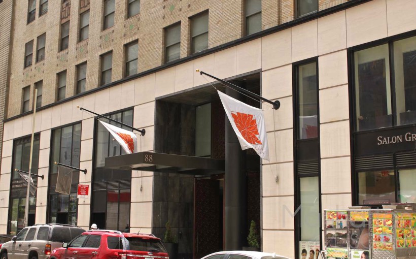 ny_greenwich_club_residences_-_88_greenwich_street_-_condo_entrance.jpg