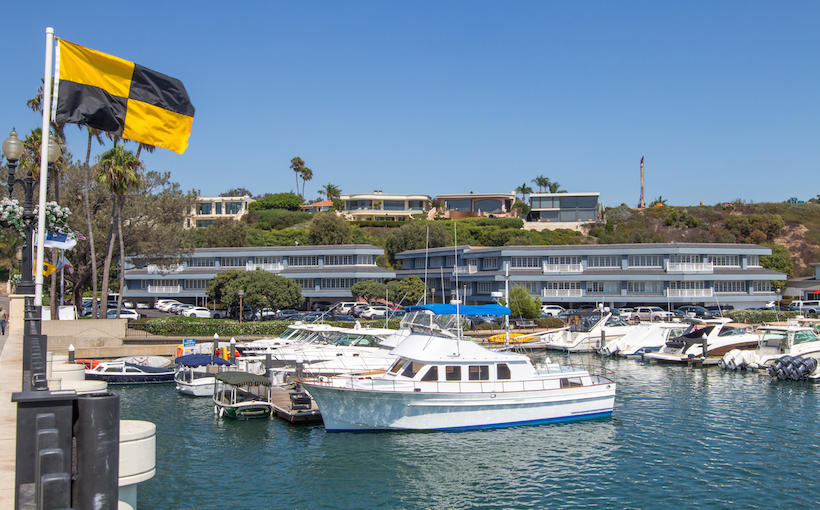 oc-Redwood-West_Bayside-Square_newportbeach.jpg