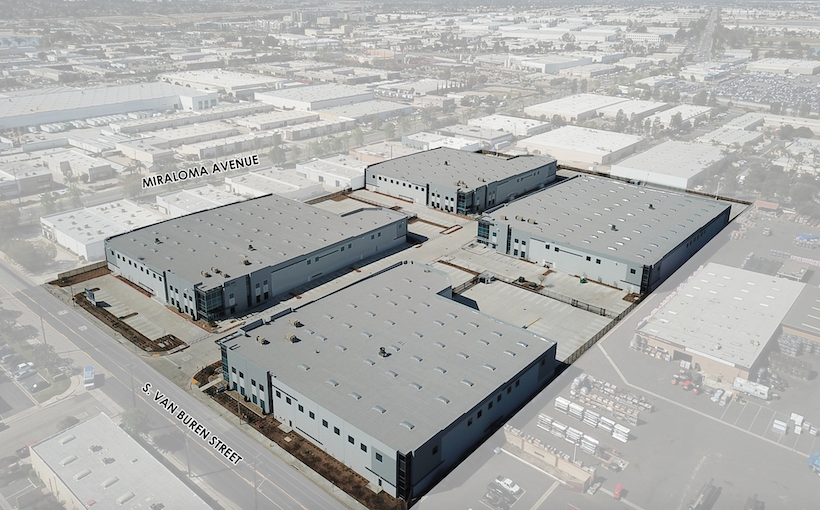 oc_1365-S.-Van-Buren-St_anaheim.png