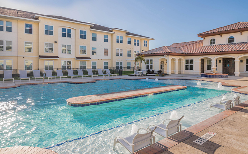 1,899-Bed Taste of Texas Portfolio Hits the Market