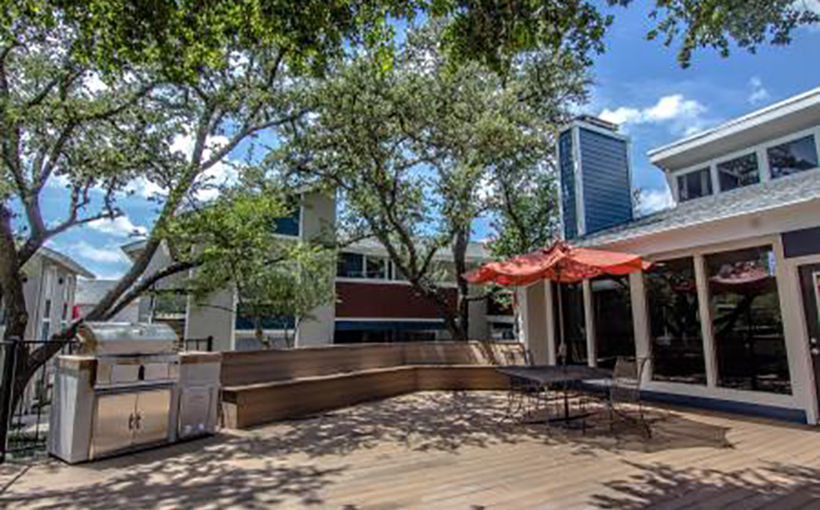 DJE Texas Snags 282-Unit Saddlewood Apartments