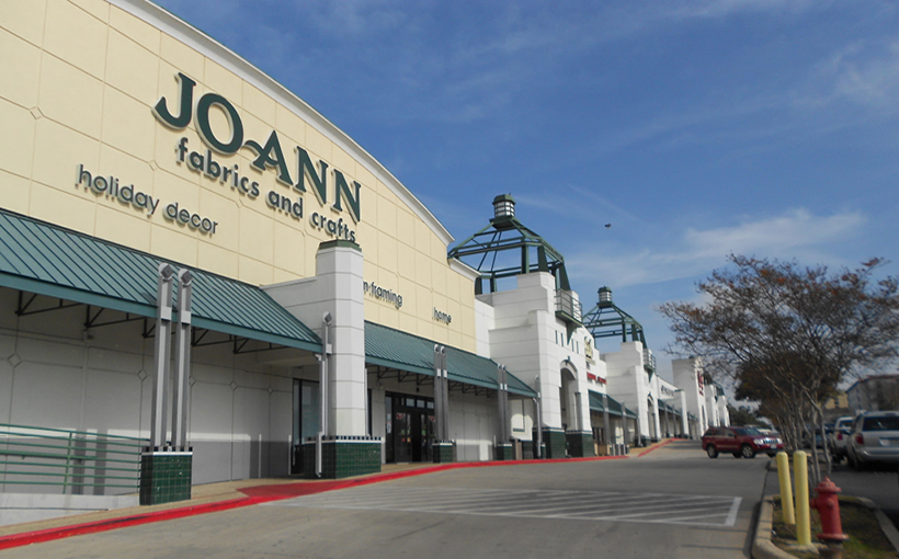 Pavilions North Shopping Center Sells to Cali Partnership
