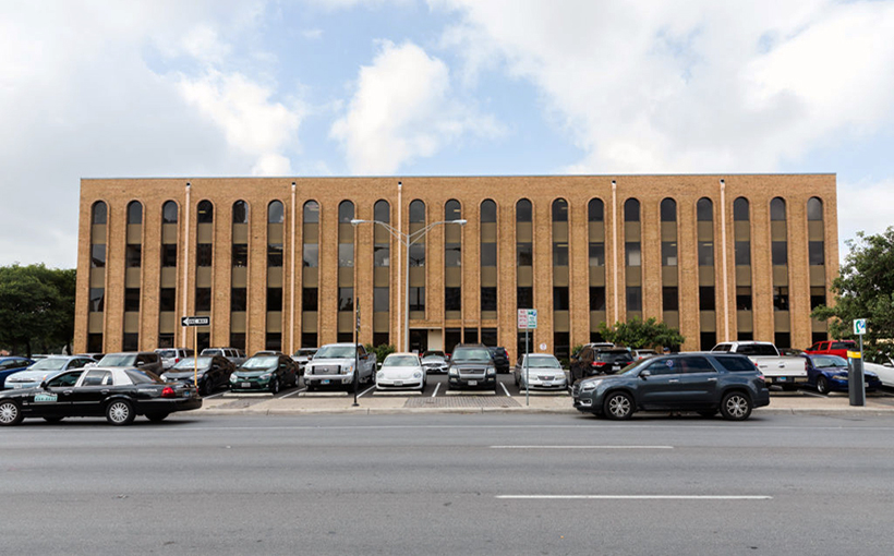 Weston Urban Buys 800 Dolorosa
