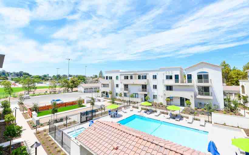 sd_Sunrise_Breeze-Hill-Vista_exterior_vista.jpg