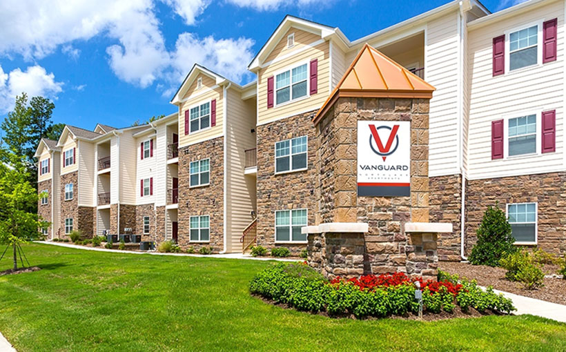 se_11010northlakelandingdr_charlotteNC.jpg
