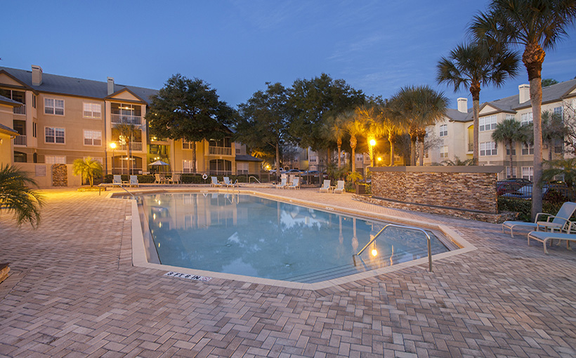 se_2207lakedebradr_orlandoFL.jpg