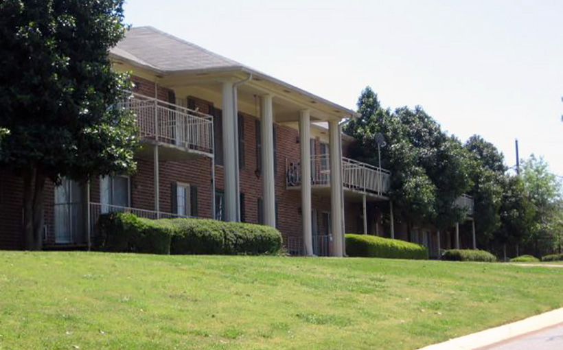 se_2360wBroadSt_athensGA.jpg