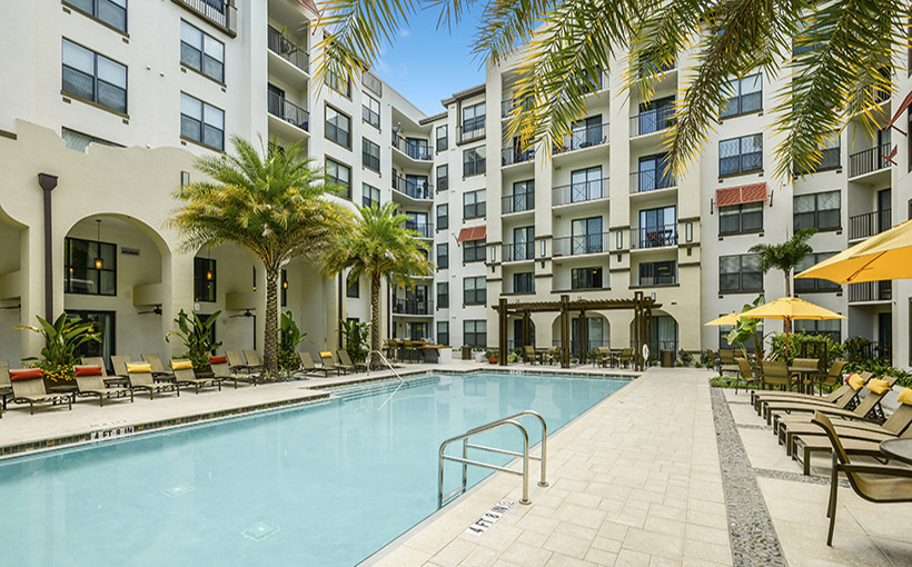 se_4504WSpruce_tampaFL.jpg