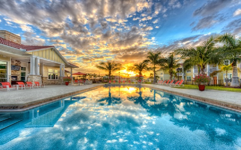 se_Longitude81_fortmyers_connectmedia.jpg