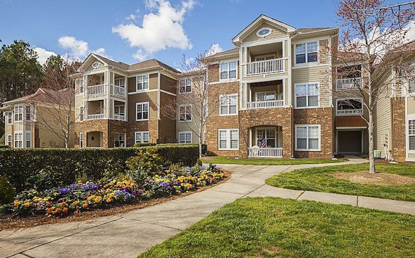 se_bellmeadomont_chapelhill.jpg