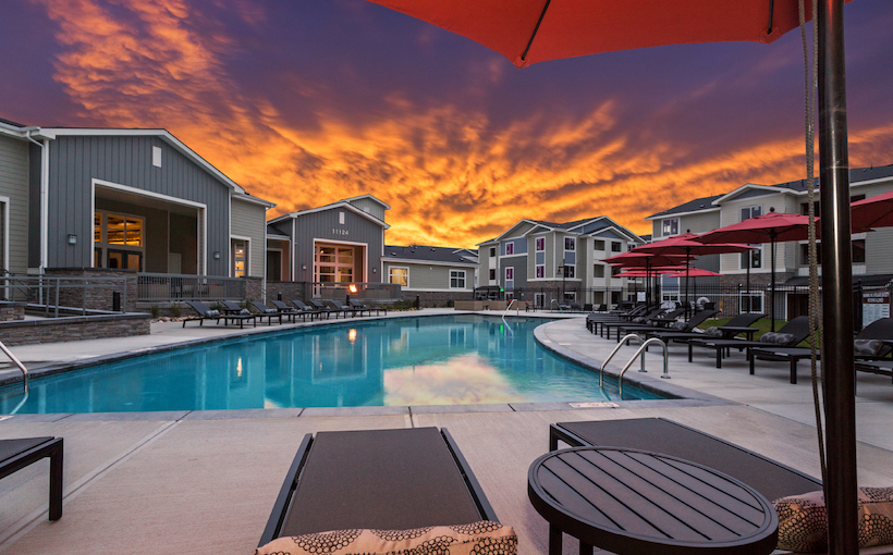 sw_The-Overlook-at-Interquest_Sunset_colorado-springs.jpg