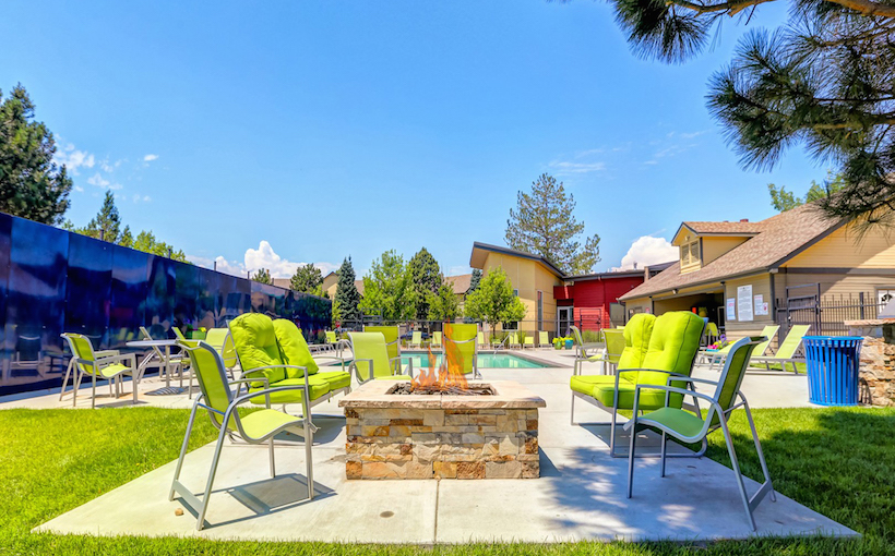 sw_belmarvillas_outdoor_fire_lakewood.jpg
