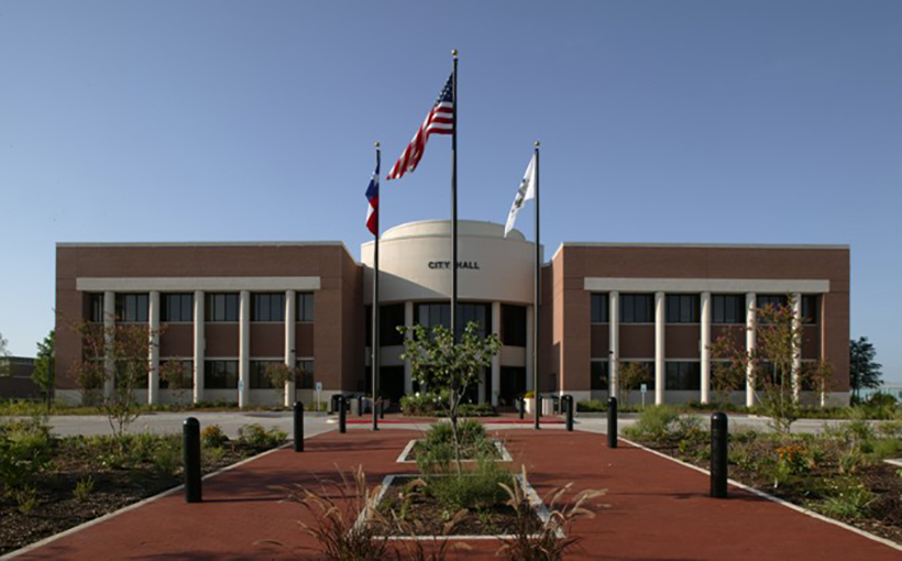 Loan Spurs 81-Acre Texas Buy