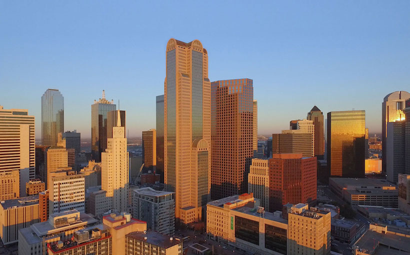 Comerica Renews 222K-SF Downtown Dallas HQ Lease