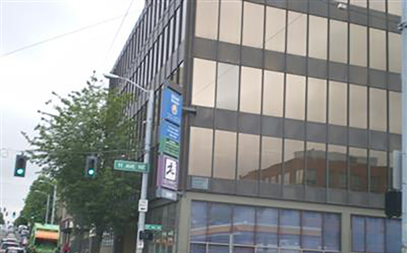 w_1107ne45thst_seattle.jpg