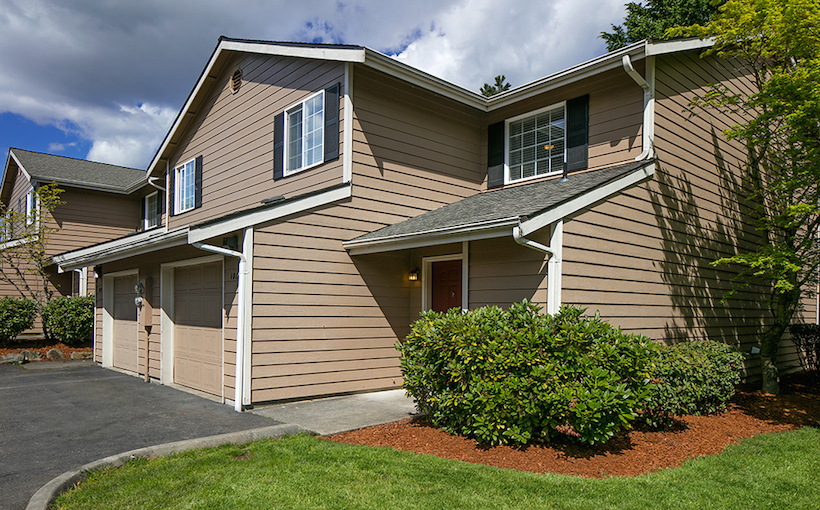 west_Arterra-Townhomes-_Red-Studio-Inc.jpg