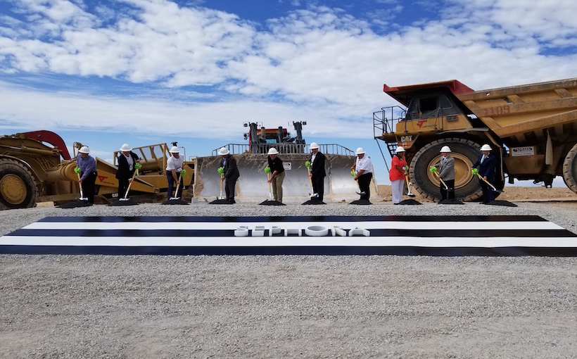 west_sephora_Groundbreaking_group_shot_vegas.jpg