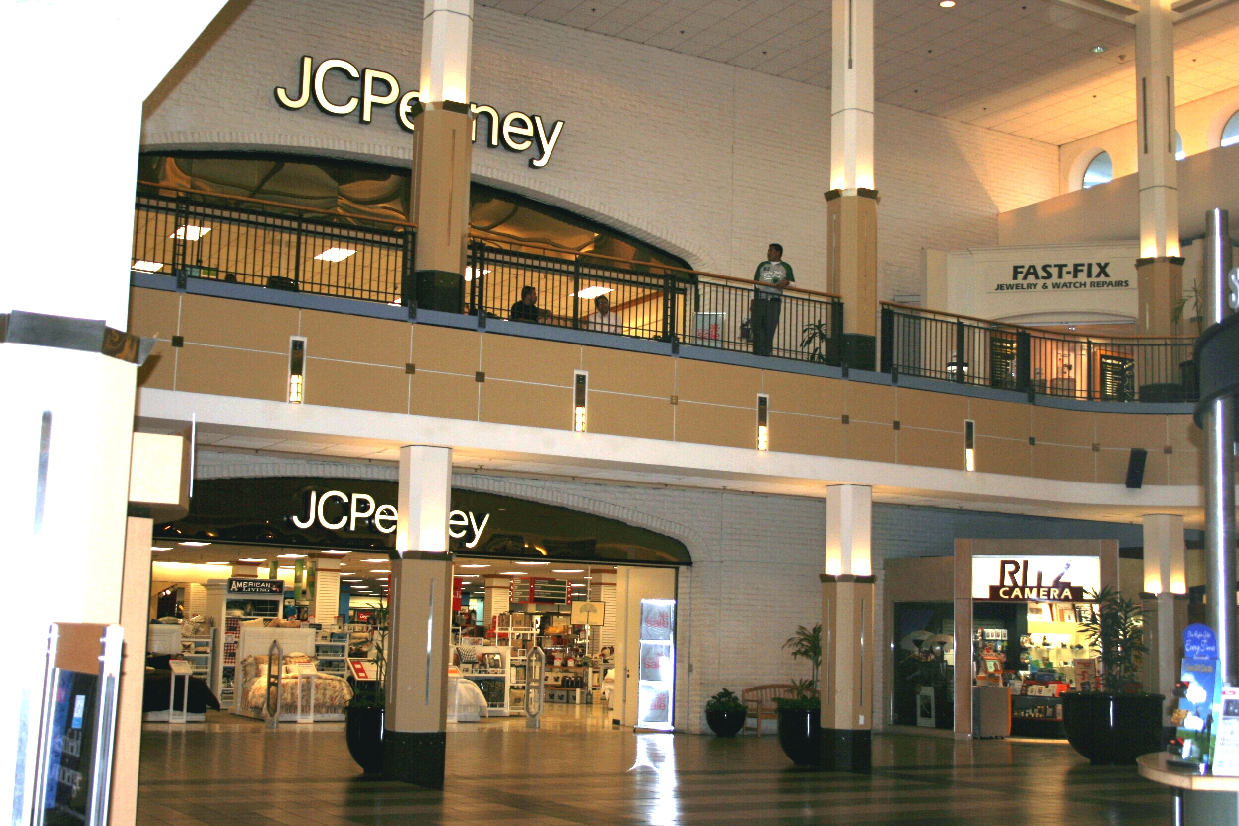 westfield_plaza_camino_real_jcpenney.jpg