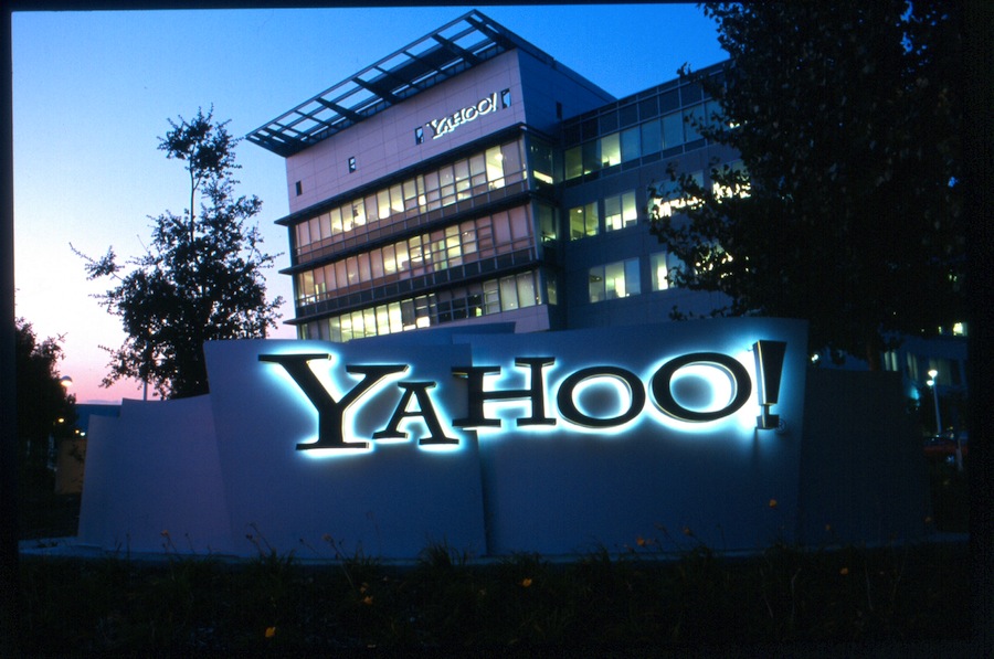 Yahoo! Sunnyvale headquarters. October 28, 2001 (Y! Photo / Brian McGuiness)