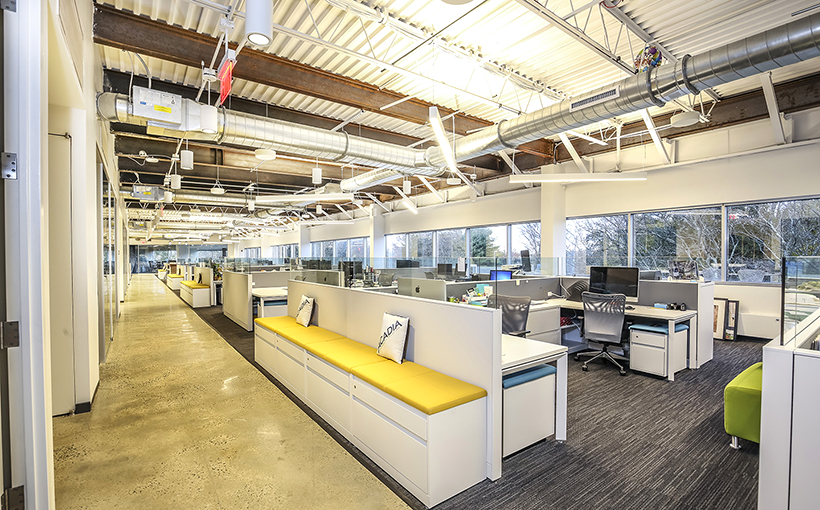411-Theodore-Fremd-Avenue-Loft-Office-Space-Connect-Media-820×510
