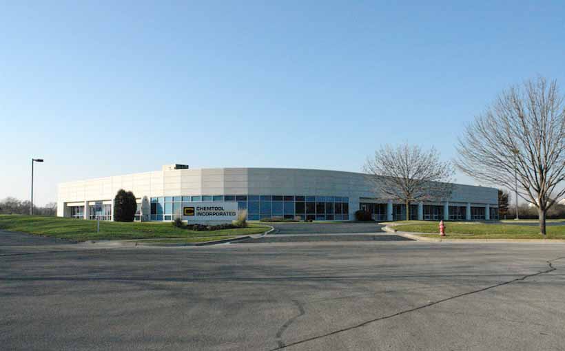 CH_340-commerce-dr-crystal-lake.jpg