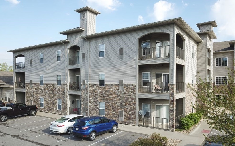 Chicago Apartments at Bristol Park Kansas City MO