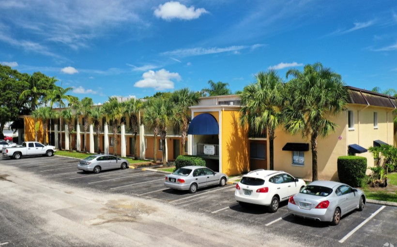 Berkadia Secures $33M Recapitalization for Tampa MF Portfolio