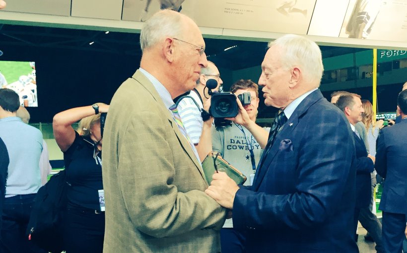 DFW-Art-Gensler-and-Jerry-Jones.jpg