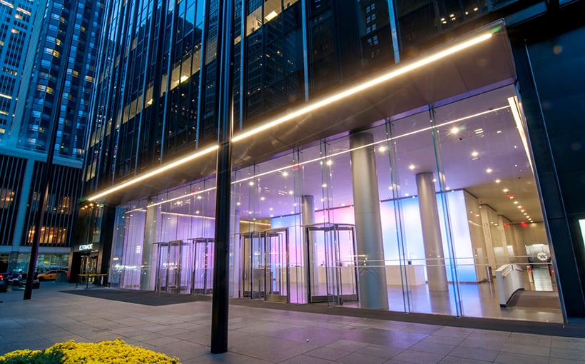 Midtown-2017_1006-1345-Sixth-Ave-Lobby-0233e-Connect-Media-820×510