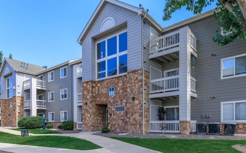 PHX-2-Echo-Ridge-at-North-Hills_Northglenn.jpg