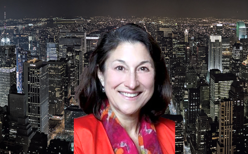 People-New_York_Midtown_Skyline_at_night_-_Jan_2006_edit1-820×510