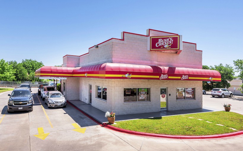 Triple-Net Restaurant Franchise Trades in Sale-Leaseback