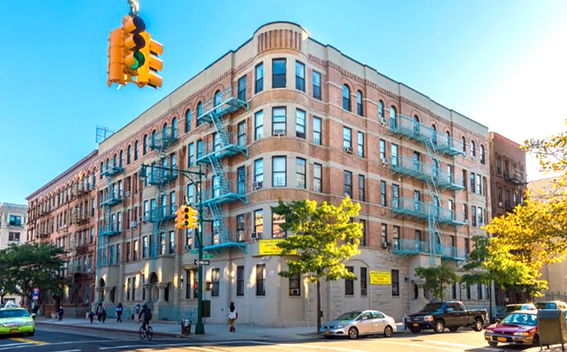 Uptown-Manhattan-Avenue-Connect-Media-820×510