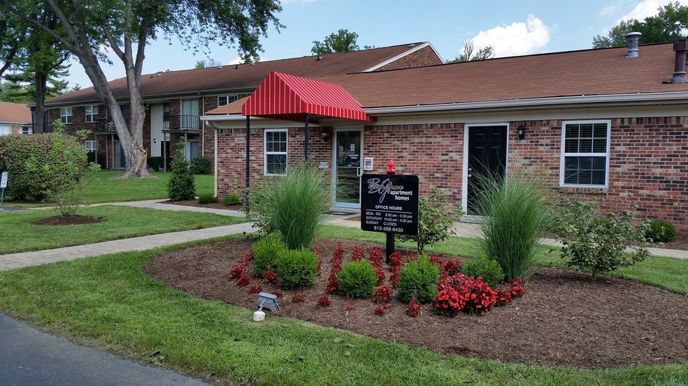 beech-grove-apartments-jeffersonville-in-building-photo.jpg