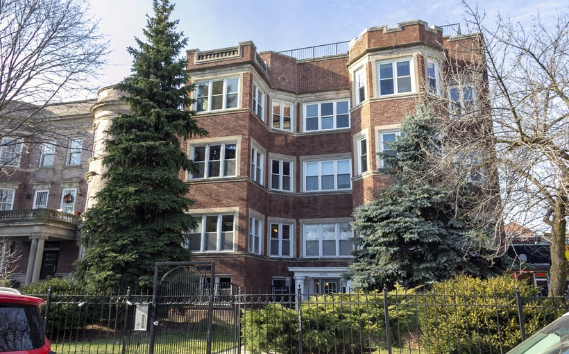 ch_4072-North-Sheridan-Chicago.jpg