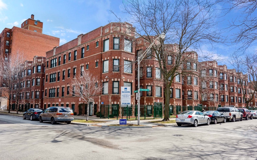 ch_6901-S-Paxton-Chicago.jpg