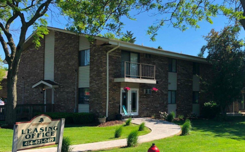 ch_Franklin-Park-Apartments-Milwaukee.jpg