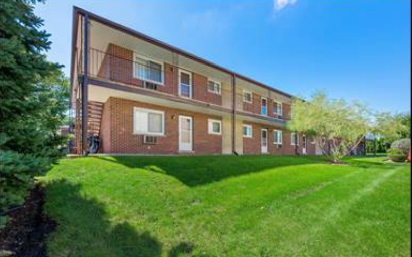 ch_Hickory-Gklen-Apartments-Hickory-Hills-IL.jpg