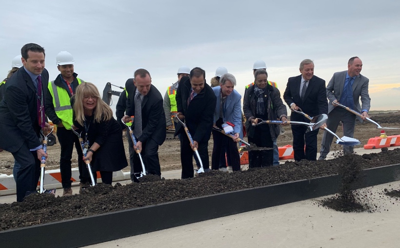 ch_OHare-Modernization-groundbreaking-Oct-2019.jpg